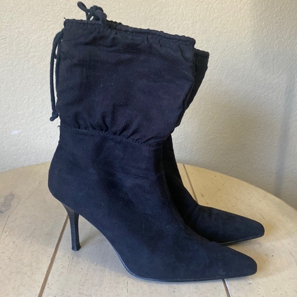 Black Suede Slouchy Stiletto Heel‎ Booties Women's Size 7 Pointed Toe